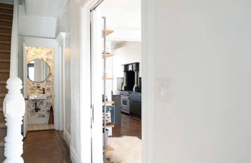 Ocean Hill Maison | SPACIOUS 2-STORY Brownstone House 4 ppl | BED STUY