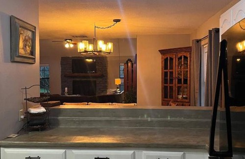 Cedar Creek Maison | Spacious 2 Story Rustic Retreat
