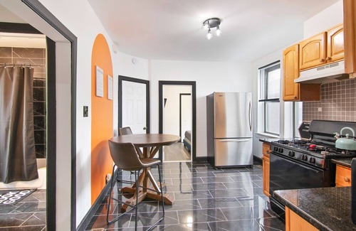 Linden Appartement | Spacious 2BR 10min to EWR, 30 min to NYC