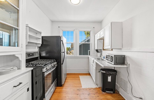 Bloomfield Appartement | Spacious 2BR Condo Near NYC & Newark