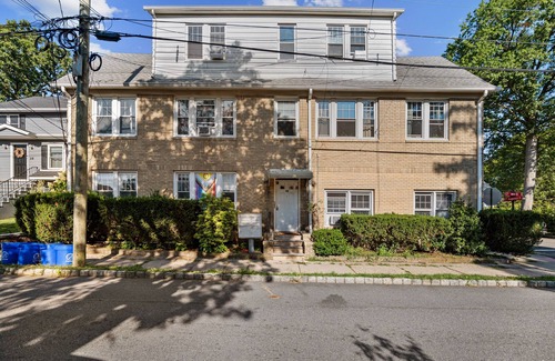 Bloomfield Appartement | Spacious 2BR Condo Near NYC & Newark