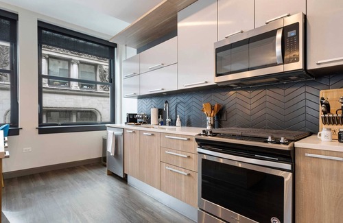 Downtown Chicago Appartement | Spacious 2BR in The Loop + 5-Star Comfort