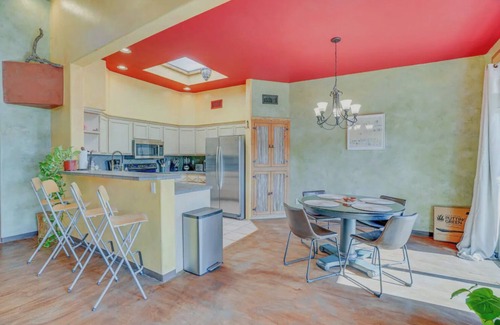 Starr Pass Maison | Spacious 2BR in Tucson Foothills - WiFi, AC, Golf & Hiking Nearby
