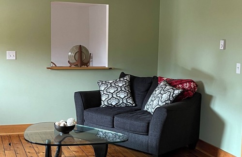 Richfield Springs Appartement | Spacious 3-bedroom apartment with WiFi, AC in Richfield Spring