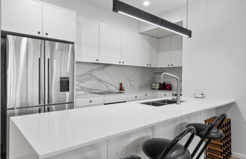 Clayfield Maison | Spacious 3-Bed Clayfield House with Patio and BBQ