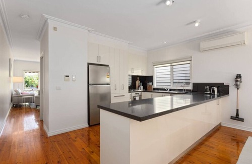 Flemington Maison | Spacious 3-Bed House near CBD