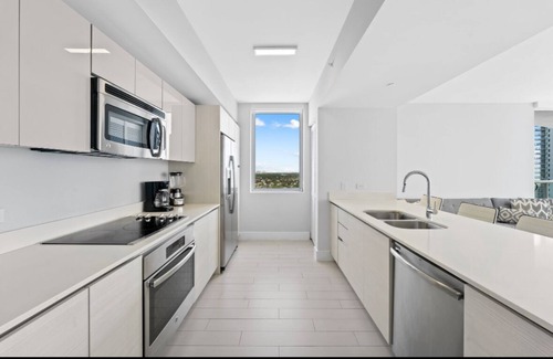 Hallandale Beach Appartement | Spacious 3-bedroom apartment with AC, fitness room in peaceful Hallandale Beach