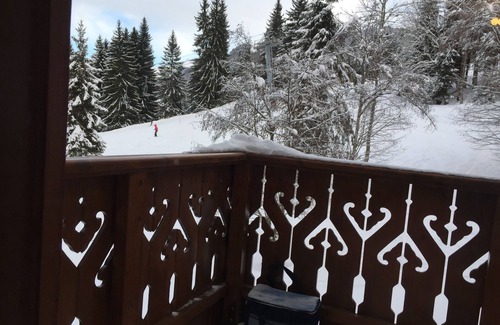 Les Esserts Appartement | Appartement spacieux de 3 chambres à coucher directement sur les pistes