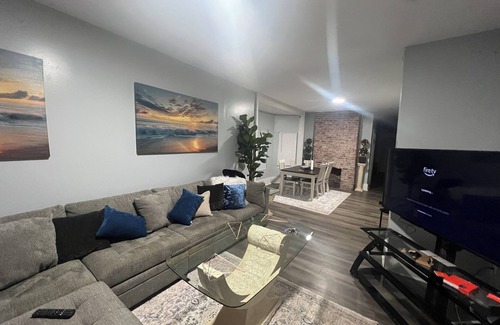 Front Park Appartement | Spacious 3-bedroom apartment- Blue serenity