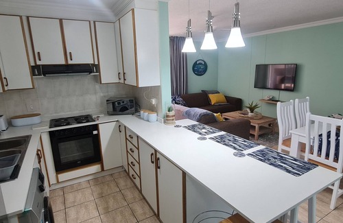 Margate Appartement | Spacious 3-bedroom apartment right on the beach in beautiful Margate with WiFi
