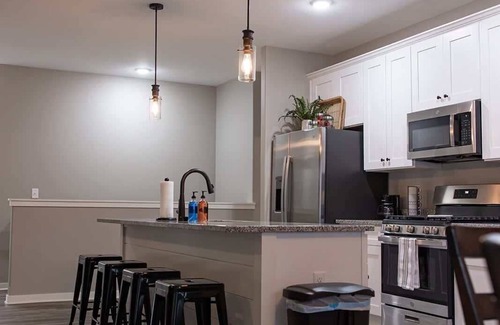 Sycamore Copropriété | Brand New Duplex in Sycamore