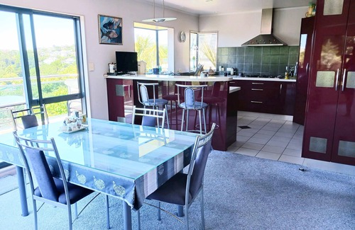 Northland Maison | Spacious 3 bedroom home with spectacular views