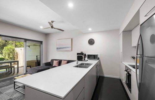 Carindale Maison | Spacious 3 bedroom townhouse in prime location!