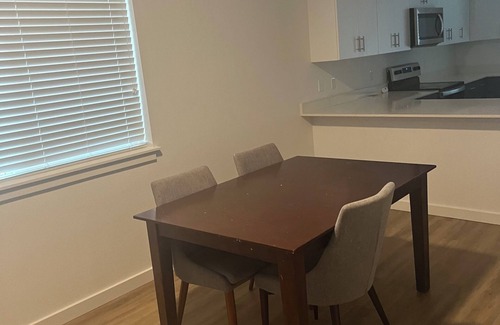 Oregon City Appartement | Spacious 3-bedroom with WiFi, fitness room in charming Oregon City