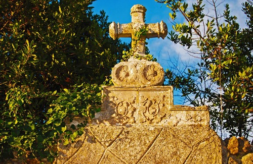 Nizas Villa | Villa viticole de luxe avec piscine, parc et aire de jeux pour enfants