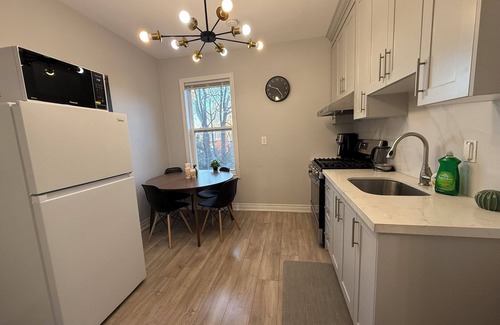 Little Italy Maison | Spacious 3 Bedrooms Little Italy-Parking
