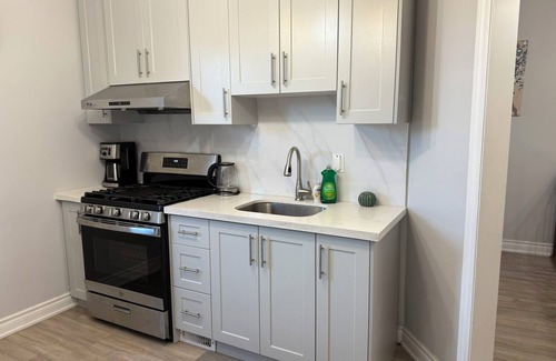 Little Italy Maison | Spacious 3 Bedrooms Little Italy-Parking