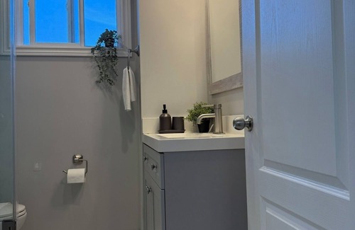 Little Italy Maison | Spacious 3 Bedrooms Little Italy-Parking