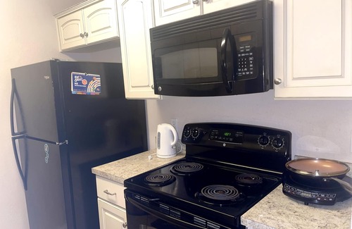 Tallahassee Maison | Spacious 3 BR Townhome in the Center of Everything