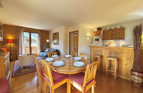 Praz-sur-Arly Appartement | Appartement lumineux avec balcon & parking, à 700m des pistes – 6 pers.