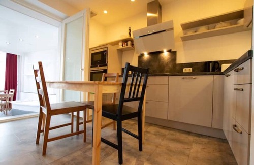 Buderich Appartement | Spacious 3-room apartment with terrace