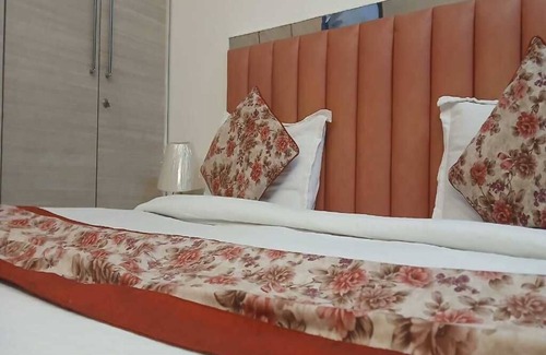 Safdarjung Enclave Appartement | 3-bedroom apartment in amazing New Delhi with AC, WiFi, fitness room