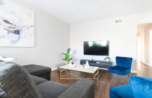 Del Aire Maison | Spacious 3BR/2BA Near LAX and SoFi Stadium
