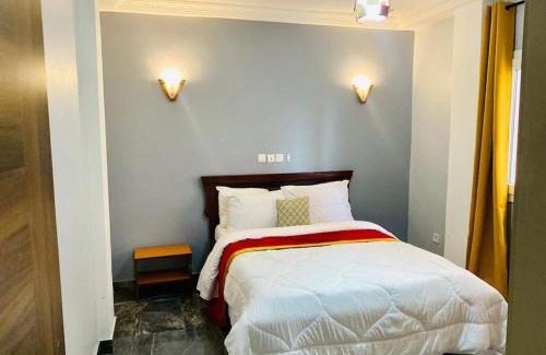 Bonapriso Appartement | Spacious 3BR apt in the heart of Bonapriso.