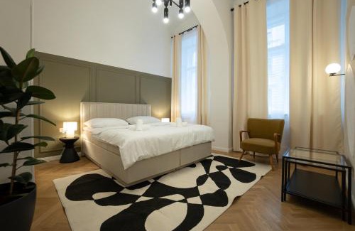 Alservorstadt Appartement | Spacious 3BR Escape with Sauna and Billiard