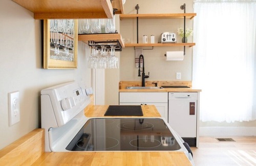Beverly Copropriété | *Luxury 3BR Downtown|Salem+Beverly| Halloween