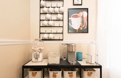Beverly Copropriété | *Luxury 3BR Downtown|Salem+Beverly| Halloween