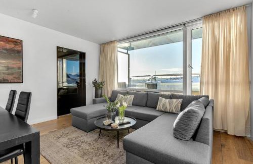 Downtown Appartement | Spacious 3BR Location free park