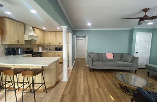 Elmont Maison | Spacious 4 bed & 2 bath House Near UBS Arena, JFK, and NYC