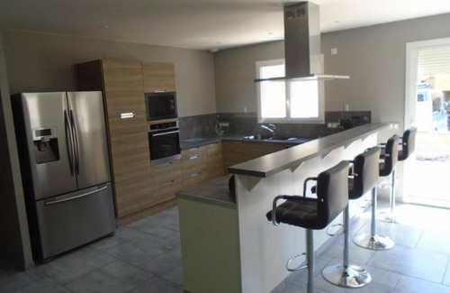 Baume-les-Dames Maison | Spacious 4-bedroom house close to the cycle route, climbing area and shops