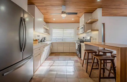 Jaco Maison | \Spacious 4-Bedroom with Private Pool and BBQ Patio