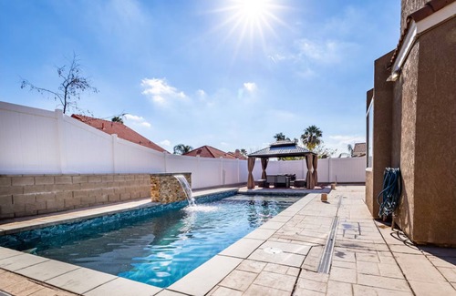 Moreno Valley Maison | Spacious 4-bedroom house in tranquil Moreno Valley with AC