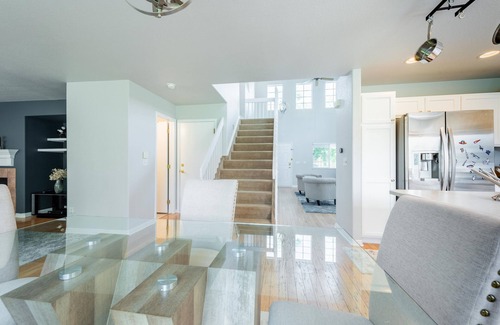 Denver Maison | Spacious 4 bedroom 3.5 bathrooms