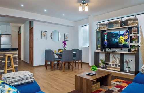 Primavera Appartement | Spacious 4 Bedroom Full Apartment, a few Minutes From the Main Square
