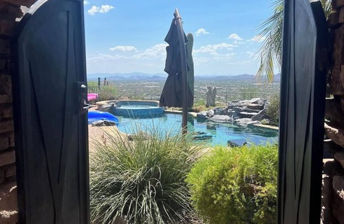 Carefree Maison | Spacious 4-bedroom house with sunset views in Cave Creek