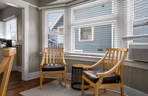 Willmore Maison | Spacious 4 Bedroom Home in Downtown Long Beach