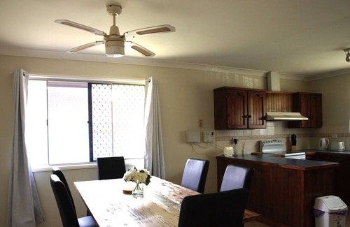 Algester Maison | spacious 4 bedroom house in Algester