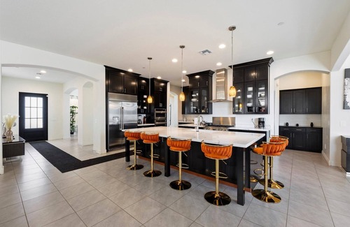Goodyear Maison | Spacious 4-bedroom house with AC, WiFi in welcoming Goodyear