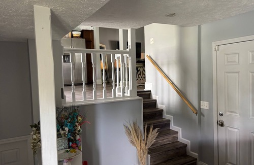 Omaha Maison | Spacious 4-bedroom house in amazing Omaha with WiFi, backyard oasis.