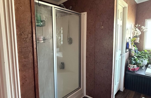 Midland Maison | Spacious 4-bedroom mobile home Midland