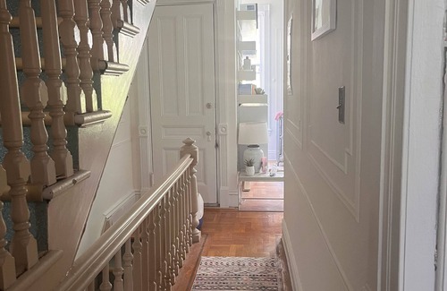 South Slope Maison | Spacious 4-bedroom newly renovated Brooklyn brownstone house steps from subway
