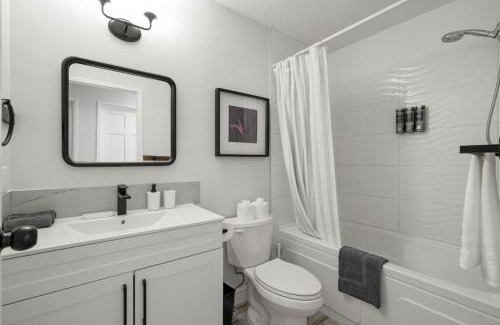 Montgomery Maison | Spacious 4-Bedroom Retreat Near Bow River with Foosball & National Park Pass