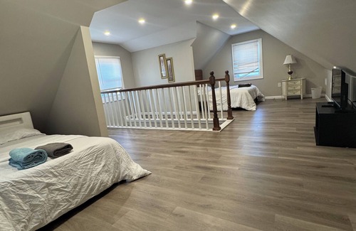 East Orange Appartement | Spacious 4-bedroom apartment in nice East Orange with WiFi, AC