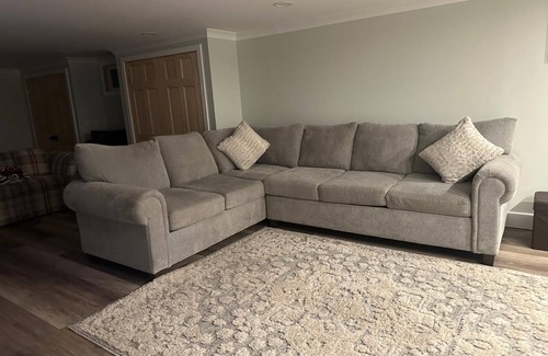 Farmingdale Maison | Spacious 4-bedroom townhome, 5 min walk from Bethpage Black