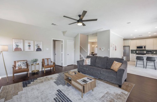 Little Elm Maison | Charming 4 Bedroom in Little Elm