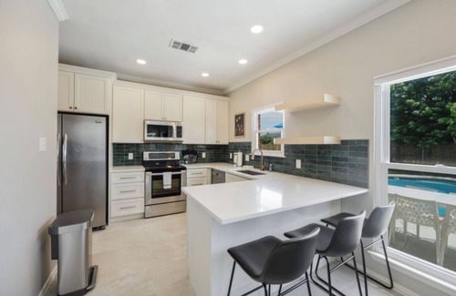 Little Elm Maison | Charming 4 Bedroom in Little Elm